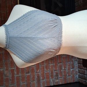 Lace Halter Cropped Tank Top in Light Gray